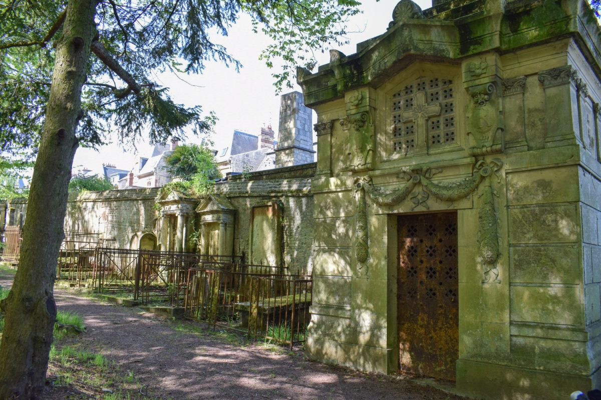 Cimetière dormant des 4 nations, Caen