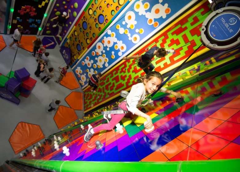 CLIMB UP ESCALADE CAEN NORMANDIE INCENTIVE SPORT FUN CLIMBING