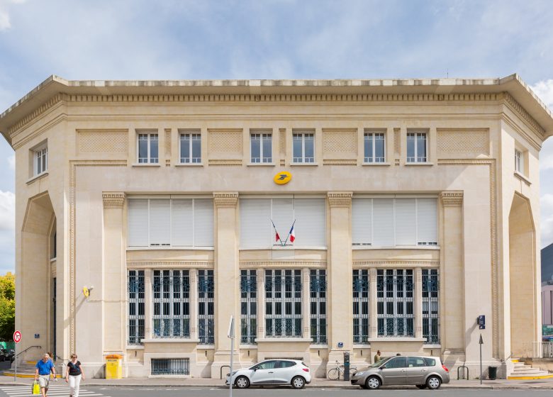 11 mars -Caen__bureau_de_poste_Gambetta-Caen_la_mer_Tourisme___Pauline___Mehdi_-_Photographie