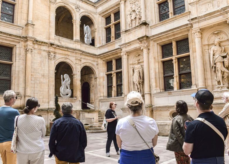 12 décembre Renaissance 594714-Le_parcours_d_oeuvres_du_Millenaire_de_Can-Caen_la _mer_Tourisme___Alix_JONET