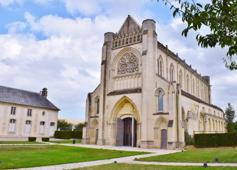 294686-Abbaye_d_Ardenne_-_IMEC-Caen_la_mer_Tourisme___Alix_JONET