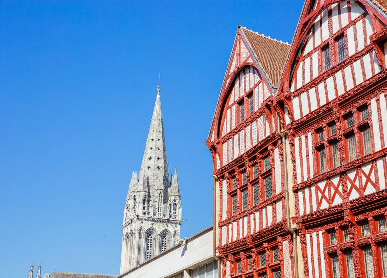 294969-Maison_a_pans_de_bois-Caen_la_mer_Tourisme___Les_Conteurs_(Droits_reserves_OTC)-1500px