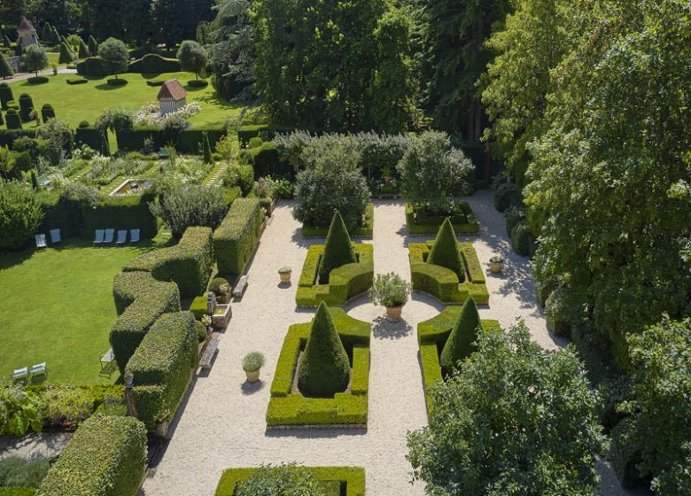 4 le jardin italien © manolo Mylonas _ Connaissance des Arts Chateau et Jardin de Boutemont 160