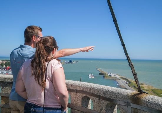 495116-Phare_de_Ouistreham-Caen_la_mer_Tourisme___Alix_JONET