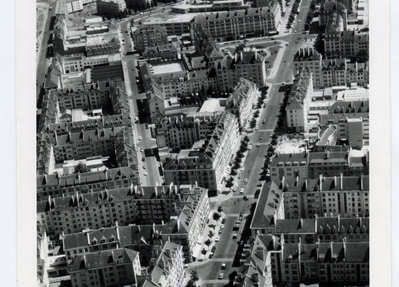 497334-Avenue_du_Six-Juin_en_juillet_1961-Centre_de_Ressources_Archives_et_Documentation___pole_Archives_municipales_et_communautaires