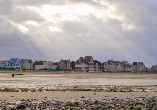 497867-Les_villas_d_Hermanville_sur_mer-Caen_la_mer_Tourisme___Alix_JONET-1500px