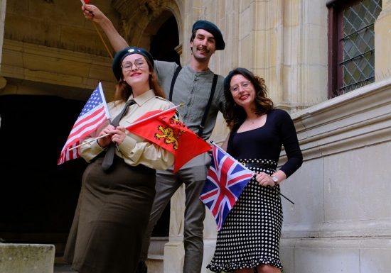 586582-conseillers-en-sejour-a-l-office-de-tourisme-de-caen-caen-la-mer-tourisme-alix-jonet-1500px-3701