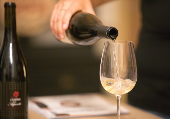 600585-Cours_d_initiation_au_vin_-_The_art_of_wine_academy-Caen_la_mer_Tourisme___Olivier_BARJON-1200px