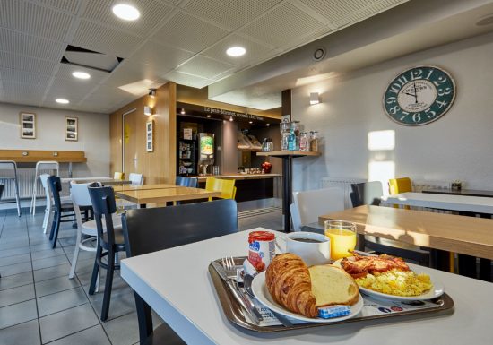 B-B-Caen-Sud-salle-petit-dejeuner-5-2