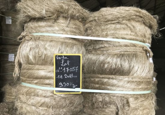 Botte de lin c. Mathilde Lefèvre – Ferme Saint Vaast