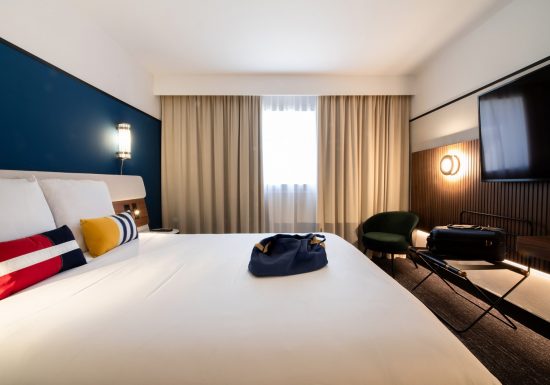 Chambre grand lit – Mercure Caen centre (Copier)