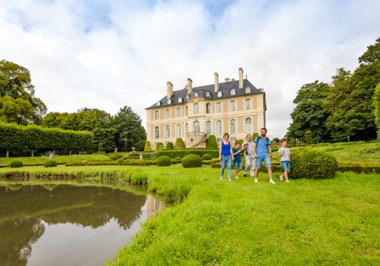 Chateau-et-jardins-de-vendeuvre-Anibas