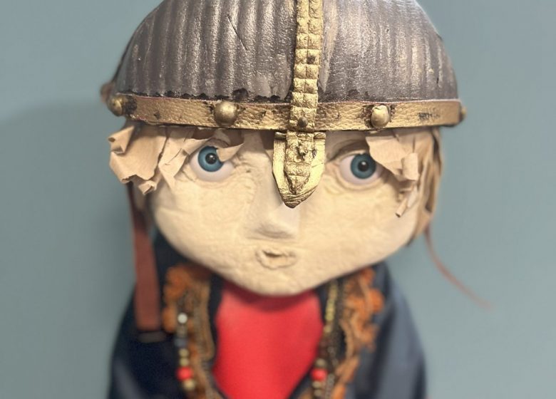 IMG_0392-spectacle_pierre_feuille_chateau©Compagnie Alkime