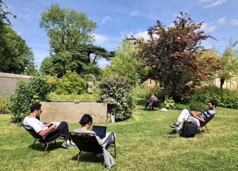 Café Les Ateliers à l'IMEC à l'Abbaye d'Ardenne