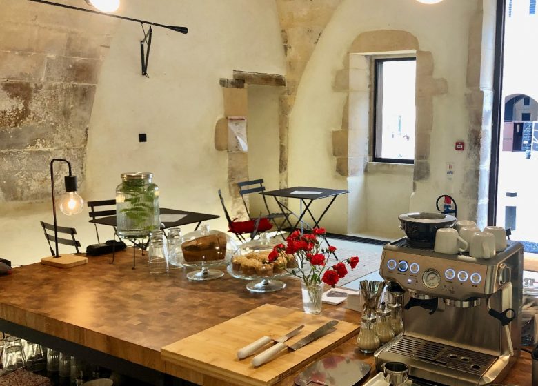 Café Les Ateliers à l'IMEC à l'Abbaye d'Ardenne