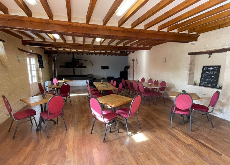 Petite salle©Manoir des marronniers (4)