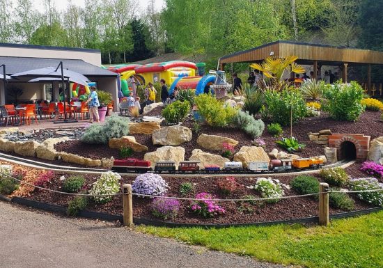 Train échelle G Le monde Miniature ++