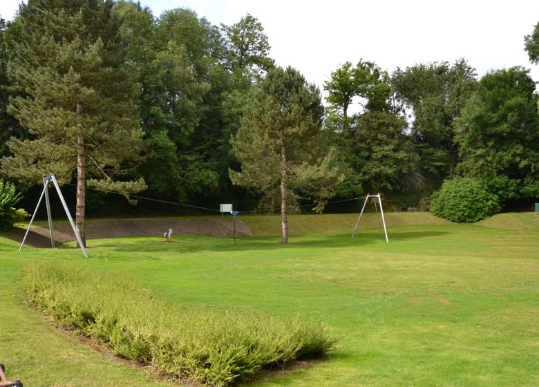 Tyrolienne enfants Chemin de Fer Miniature à Clécy