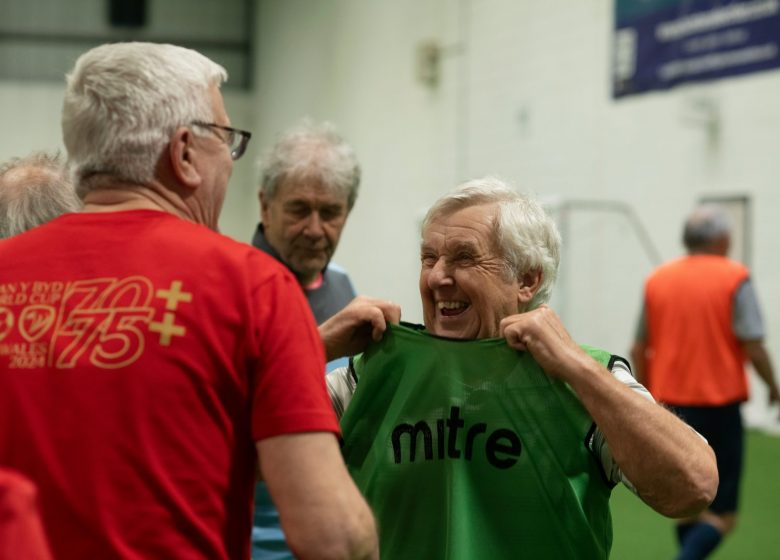 age-cymru-CFM1LNks4Kc-unsplash