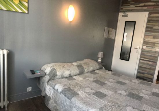 hotel-bernieres-chambre-1