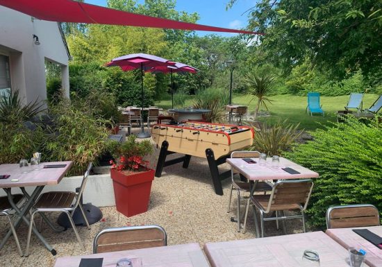 hotel-campanile-mondeville-jardin-3