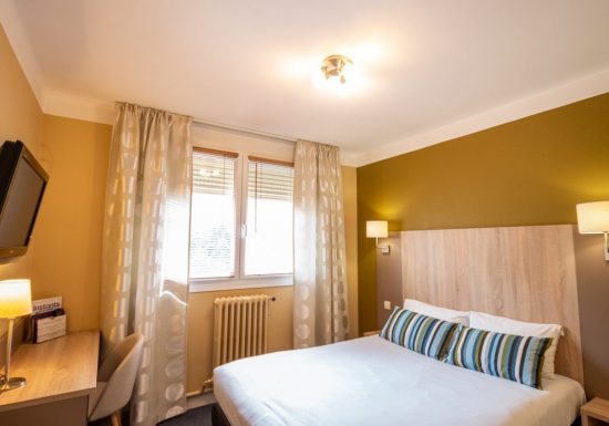hotel-de-caen-chambre-confort-21