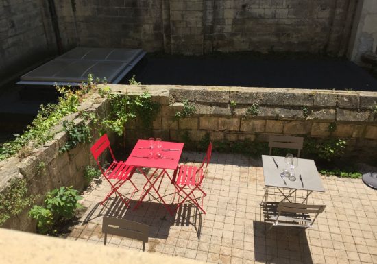 terres-de-raisin-terrasse-2