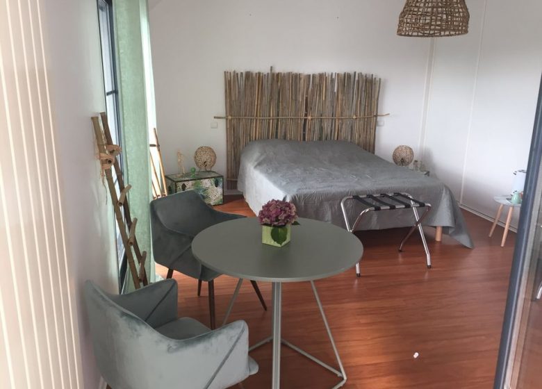 Chambres d'hôtes avec piscine à Caen à la Villa L'Ecureuil