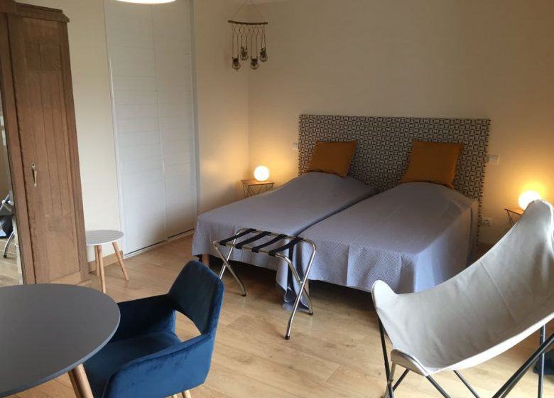 Chambres d'hôtes avec piscine à Caen à la Villa L'Ecureuil